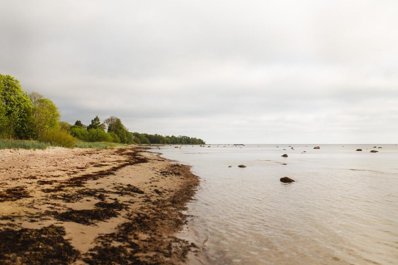 Juras Maja Ausekli Hotel Kaltene Kültér fotó