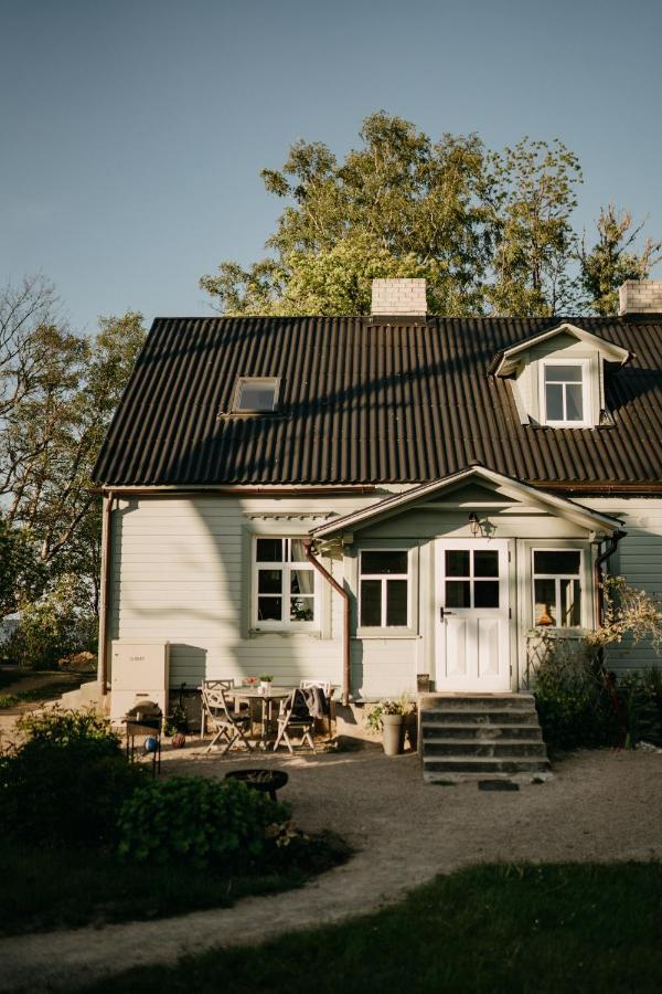Juras Maja Ausekli Hotel Kaltene Kültér fotó